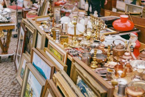 L’art de chiner au service de la solidarité